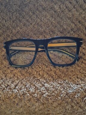Men's David Beckham DB 7115 Model
